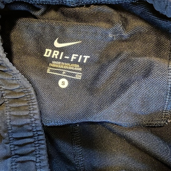 NAVY NIKE JOGGERS (S) - Picture 5 of 9